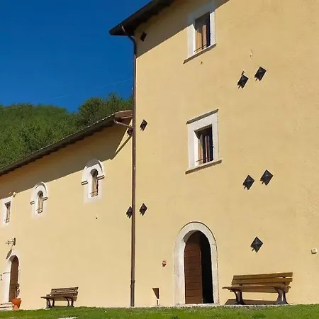 Casa Fra Ambrogio Bed & Breakfast Pizzoli