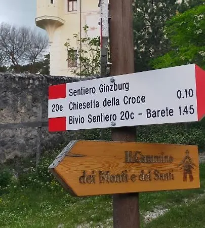 Casa Fra Ambrogio فندق مبيت وإفطار 3*